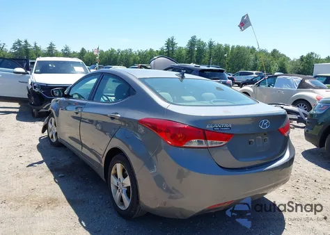 2013 Hyundai Elantra Gls from USA, damaged, VIN 5NPDH4AE7DH308111